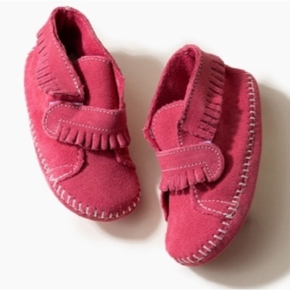 Minnetonka Moccasins Leather - Picture 1 of 5